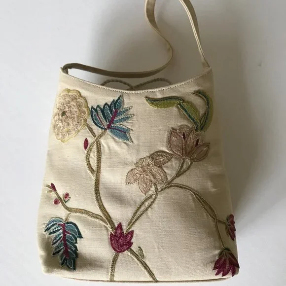 Special Occassion Beautiful Embroidered Handbag NWOT - Picture 7 of 11